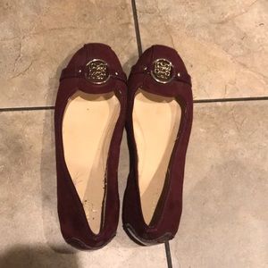 Maroon flats 🥿
